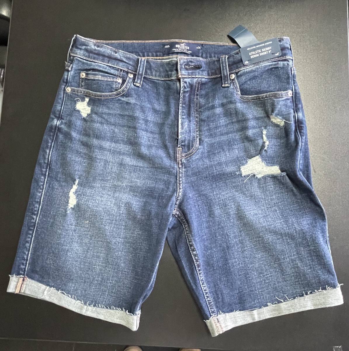 HOLISTERリップドダークウォッシュ スポーティースキニー デニムショートパンツ9インチ 34インチ拍卖