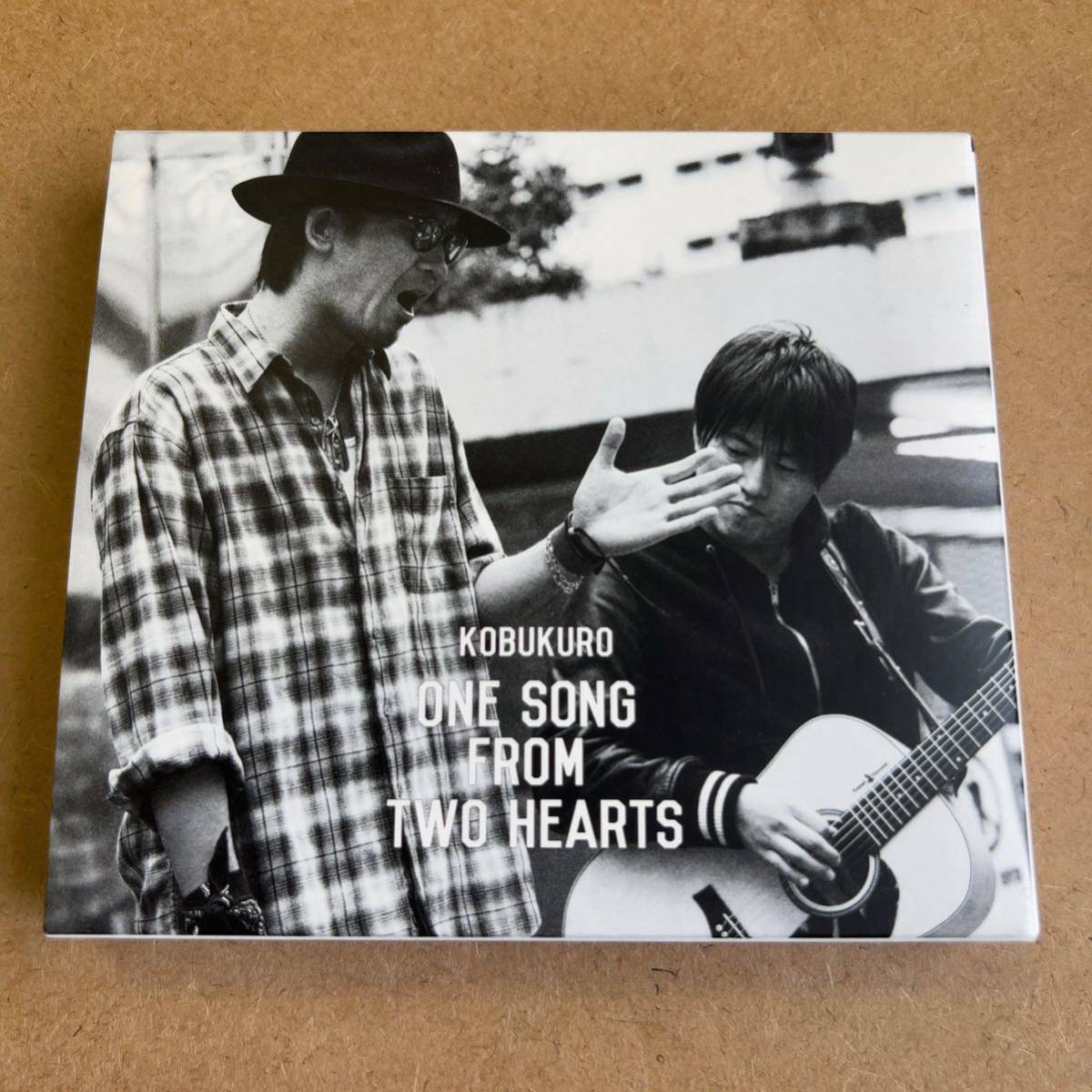 送料無料☆コブクロ『ONE SONG FROM TWO HEARTS』初回限定盤CD+DVD☆美品☆アルバム☆313拍卖