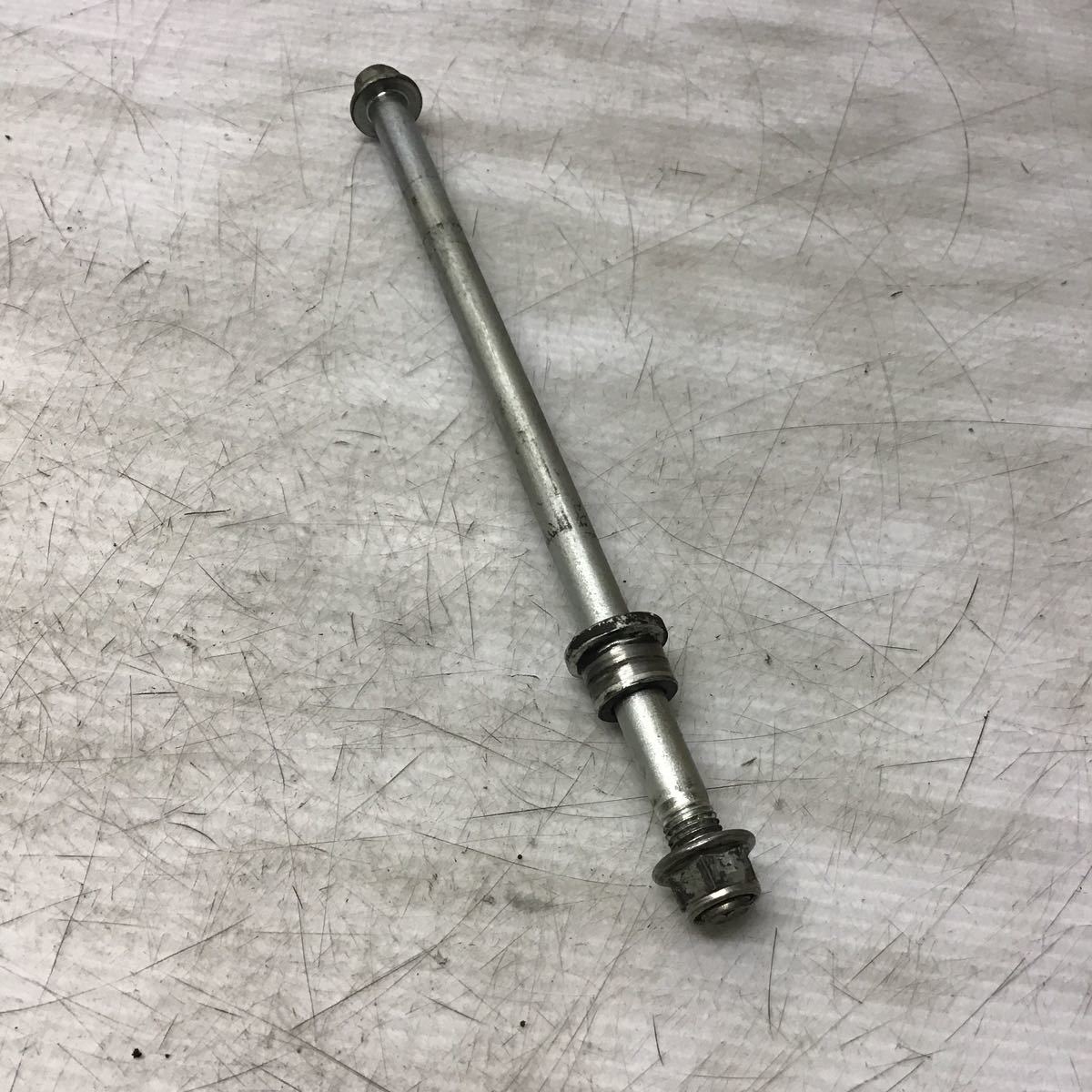 D16-30 スズキ アドレスV125S CF4MA アクスルシャフト 純正部品拍卖