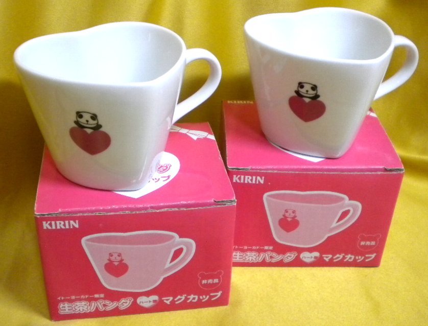 売切 非売品 生茶パンダ ハートマグカップ 2客組 未使用保管品 箱有り、本体寸法:W85×D82×H67mm 持ち手25mm、イトーヨーカード限定拍卖
