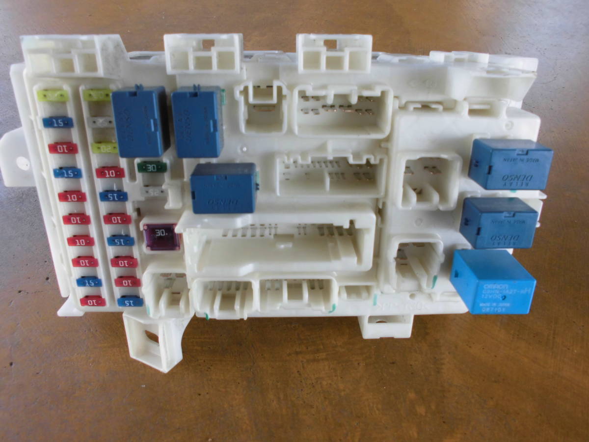 H23 モコ MG33S ヒューズ ボックス ジャンクションボックス 中古品拍卖