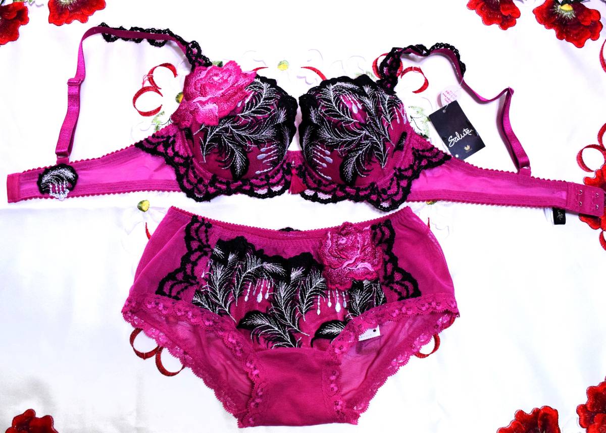 希少☆新品・タグ付き☆ワコール☆サルート☆カルメン☆SG☆D65&ローライズM拍卖