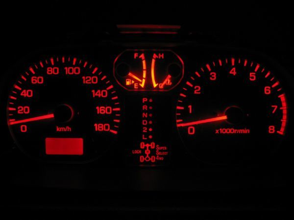 パジェロ イオ H76W/77W メーター照明用 LED 1台分セット! レッド拍卖