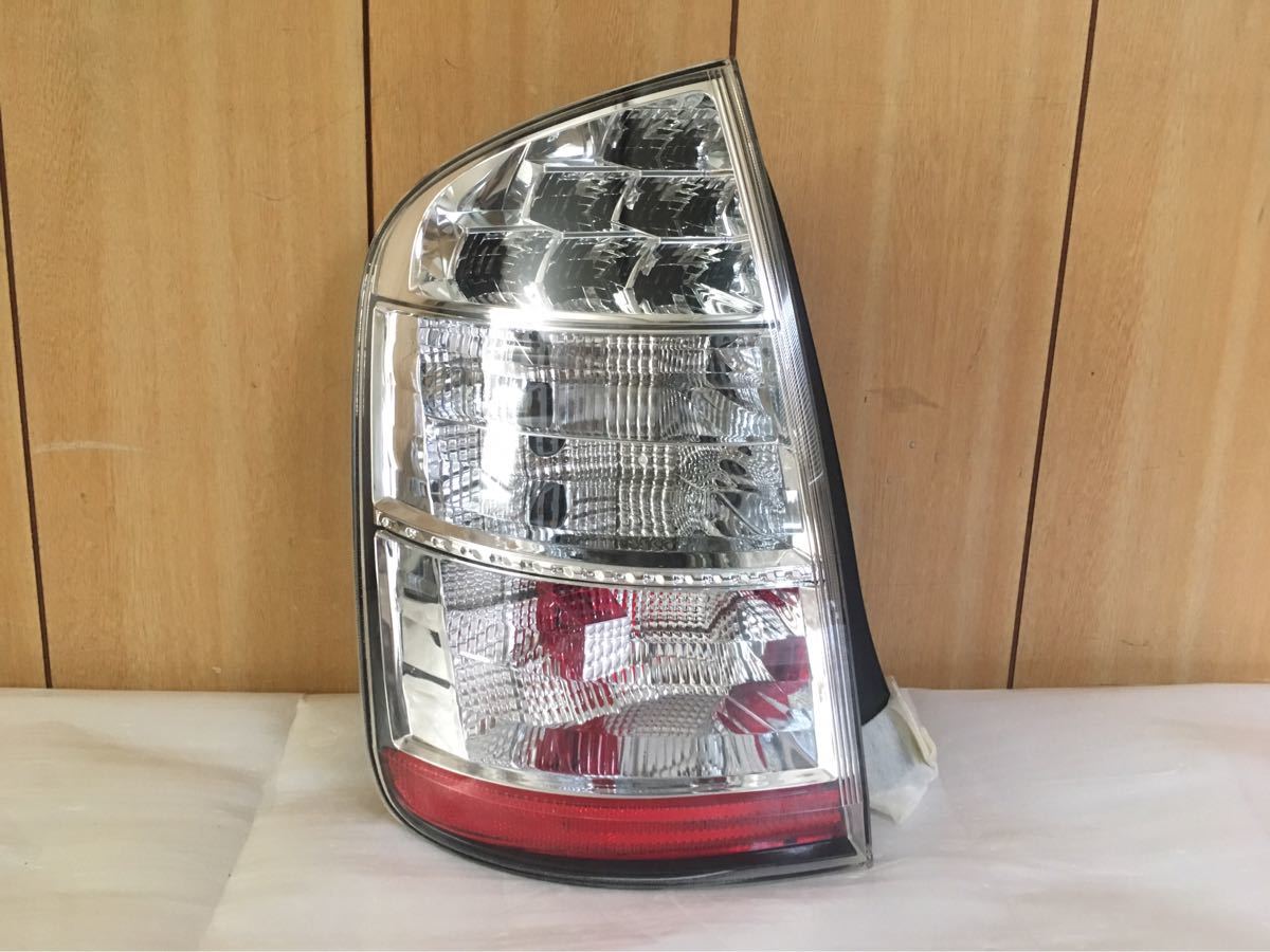 プリウス 20 NHW20 後期 純正 左 テール ランプ ライト STANLEY 47-13 美品!拍卖