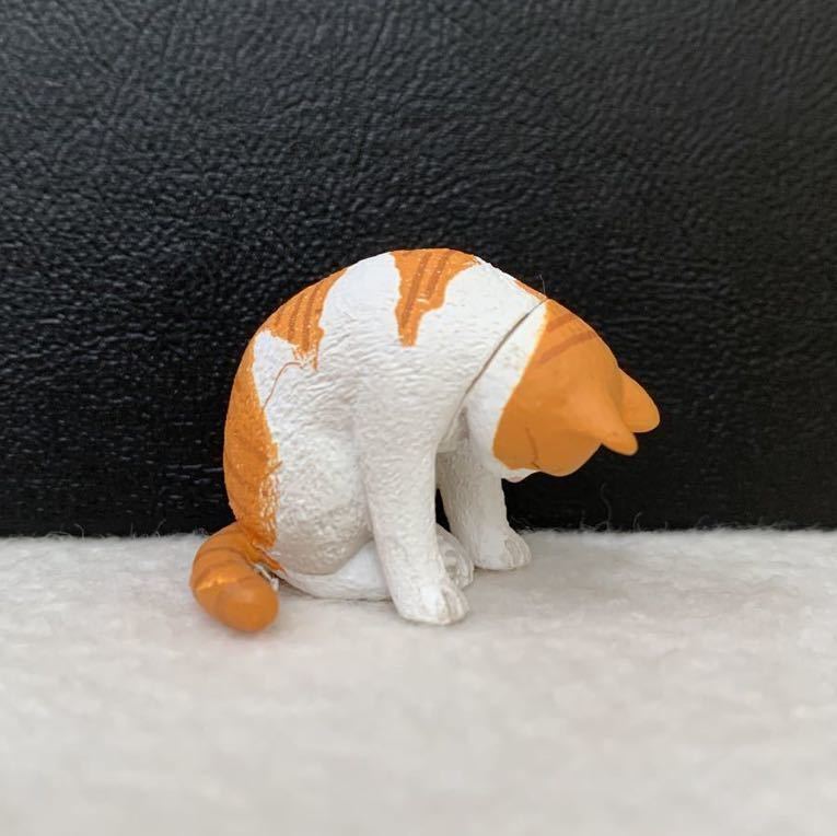 ねこ 猫 ネコ 反省?★フィギュア★サイズ約3cm〈K4-10拍卖