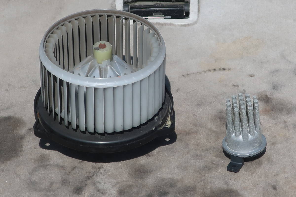 H16 CBA-L152S L150S系 MOVE ムーヴ カスタム JB-DET 純正 エアコン ブロアモーター 272700-0190 / トランジスタ F6F 004 SET / 117195km拍卖