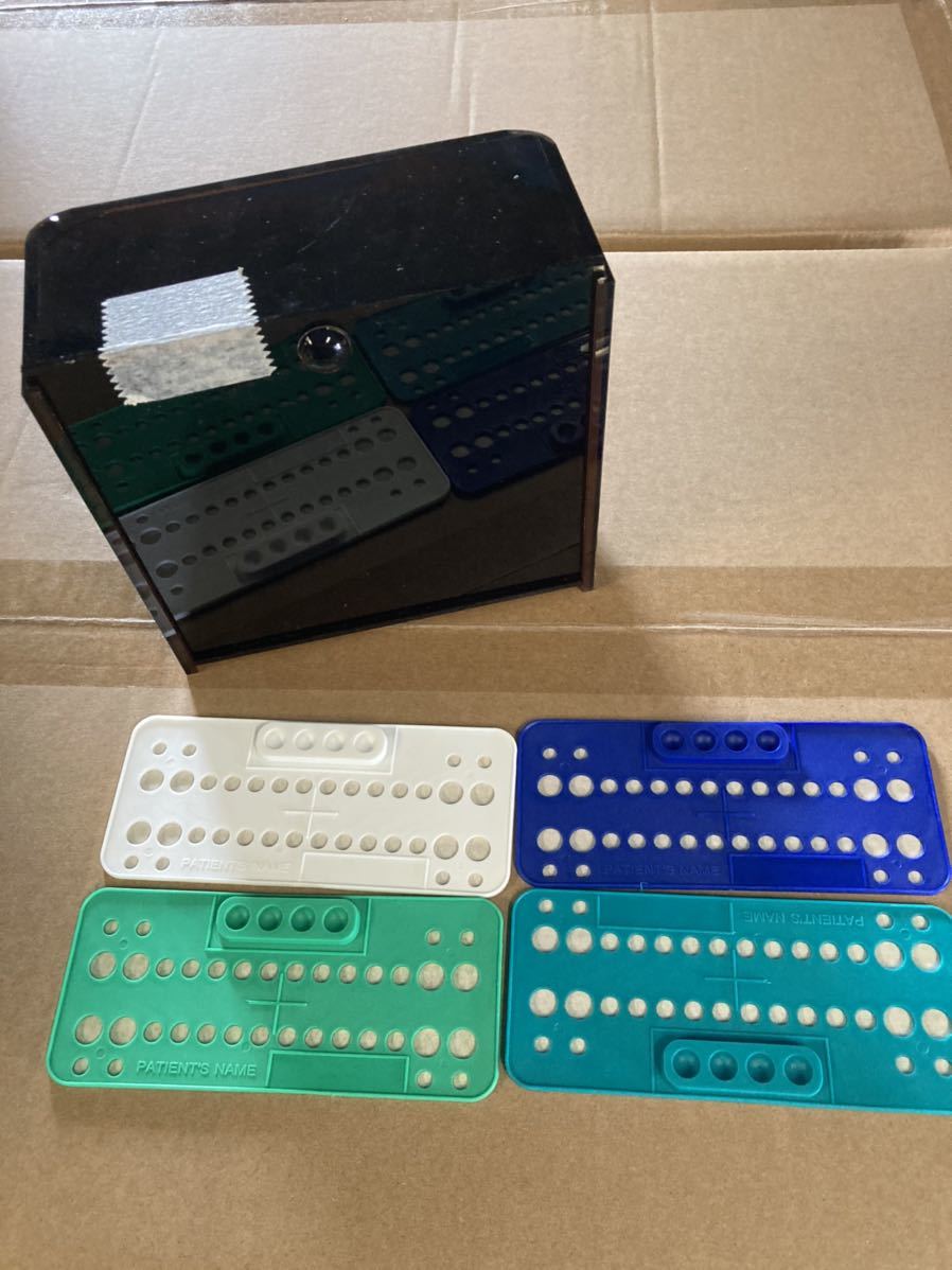 矯正ブラケットオーガナイザー&収納庫拍卖