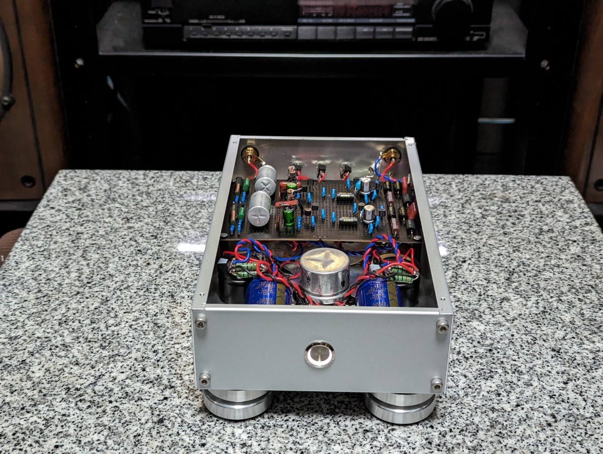 ハンドメイド バッテリー駆動 フォノイコライザーアンプ!更なるステージへ誘います!39台目!受注生産品です!拍卖