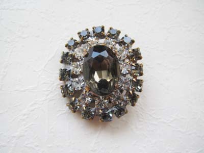 SWラインストーン メタルボタンブラックダイヤモンド拍卖