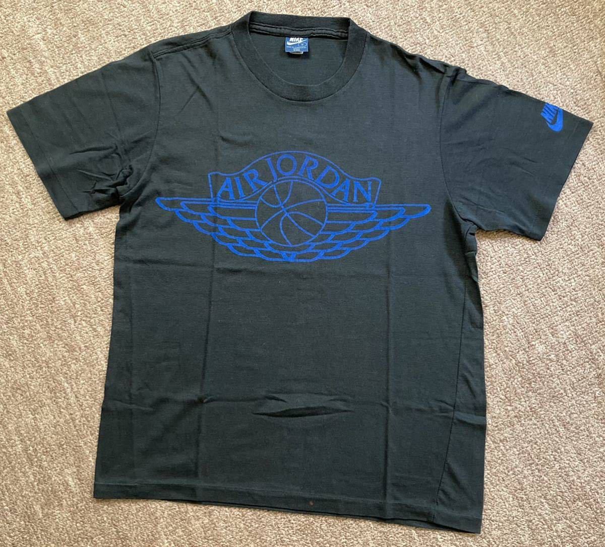 これが本物!NIKE ナイキ ウィングマークロゴ ユーズド半袖Tシャツ Mサイズ表記 ブラック地にブルーロゴプリント 無傷 汚れのみ レア珍品拍卖