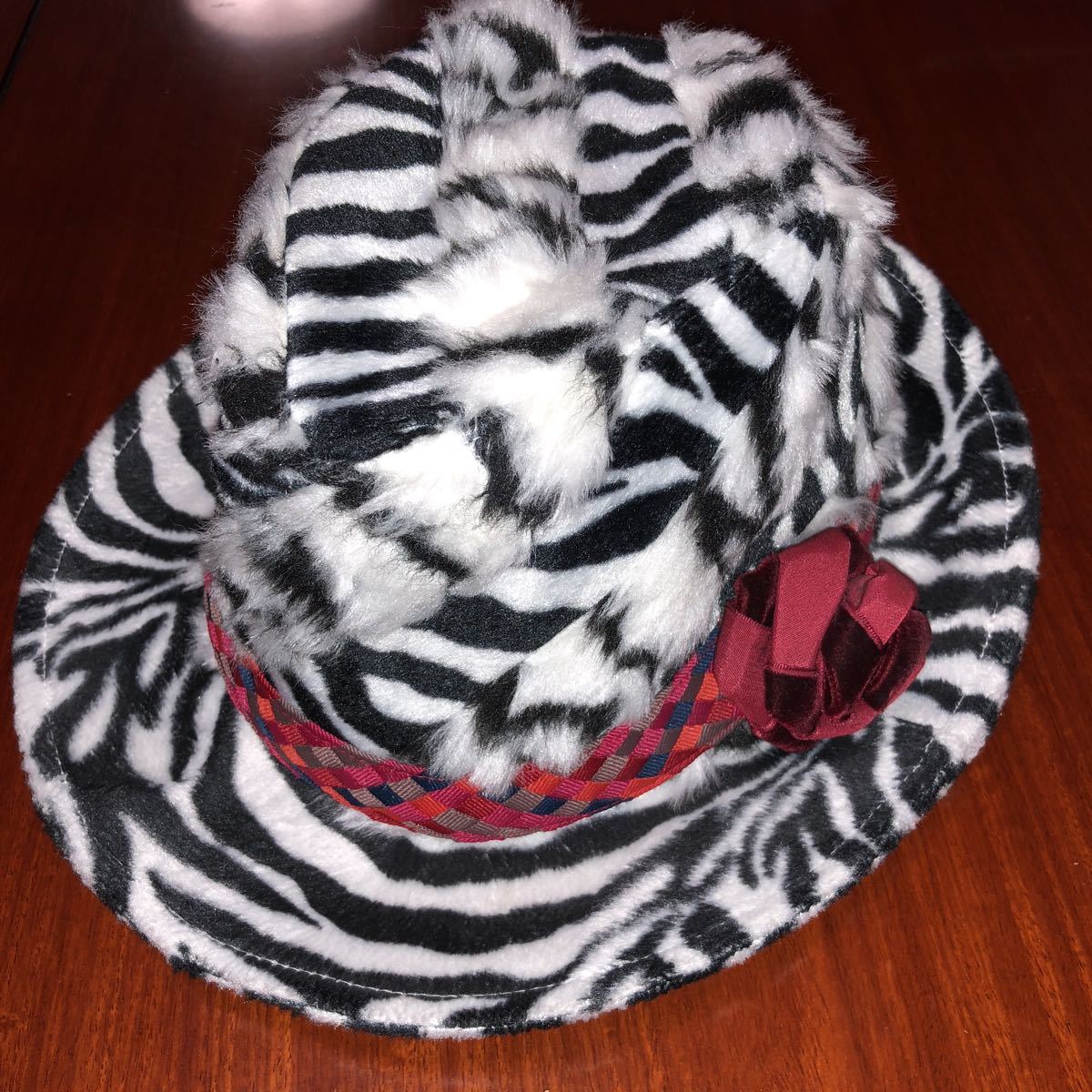 ブーフーウー バックアレイ BACK ALLEY 帽子 スローハット サイズM 52~54㎝ 中古 ゼブラ柄 バラ付き拍卖