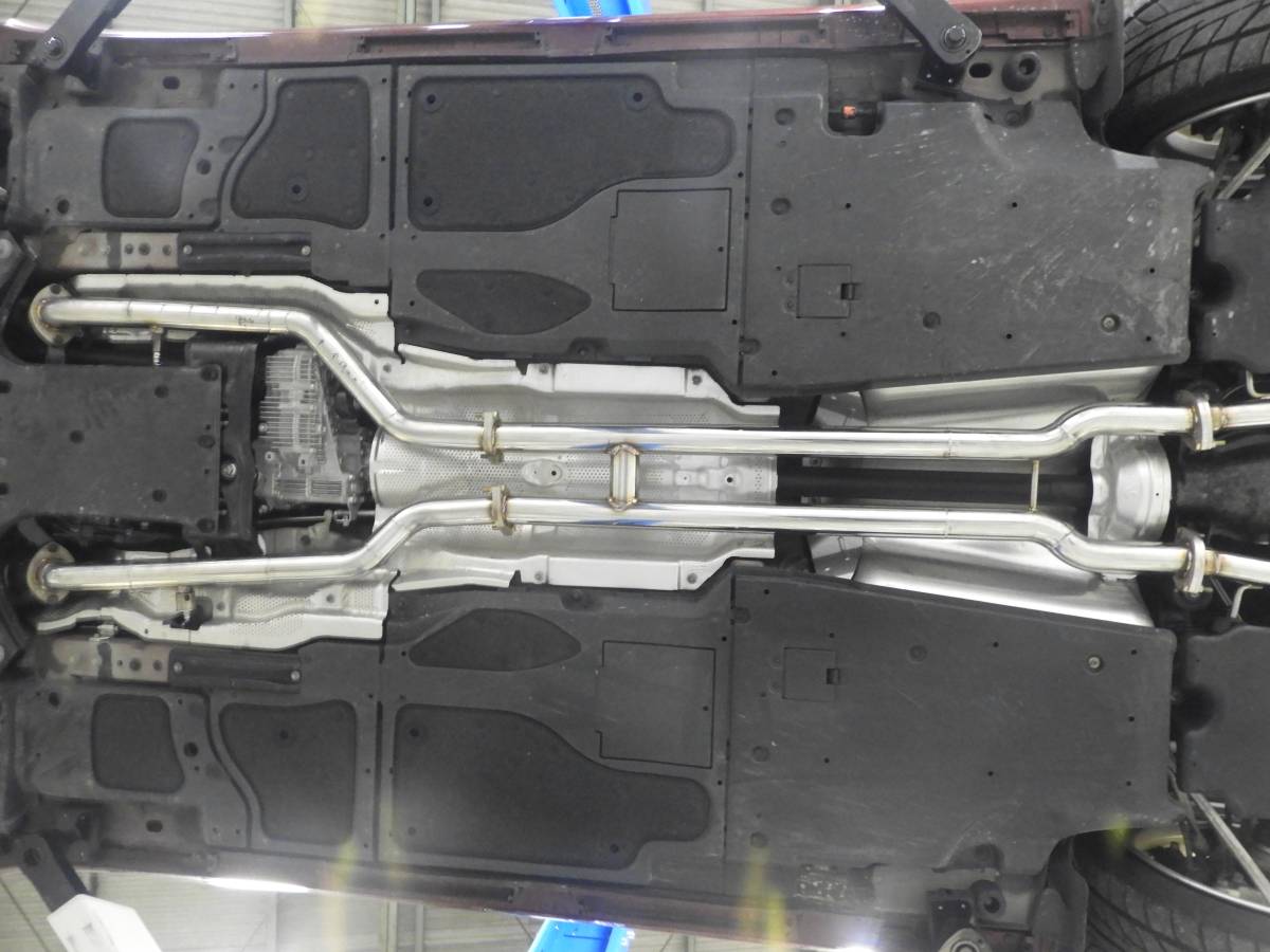 LS460 USF45 ストレートマフラー 中間 【送料無料】拍卖