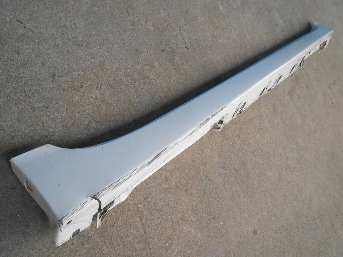 T ZVW30 プリウス 純正 サイドステップ 右側 75850-47010拍卖