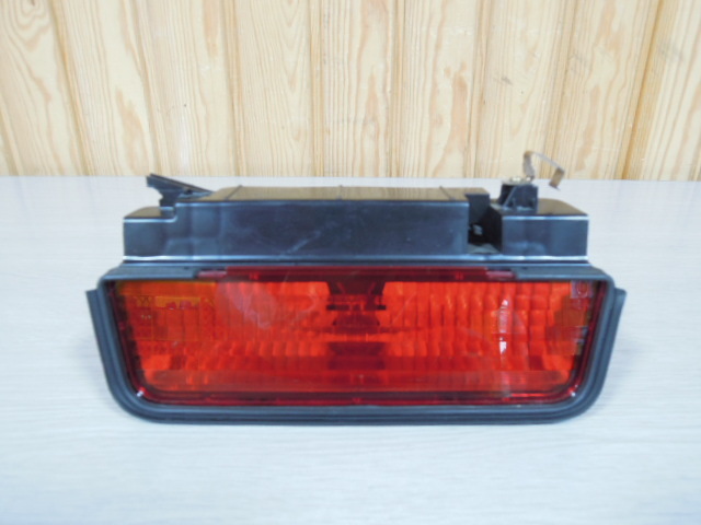 日産 キューブ BNZ11 / BZ11 ハイマウント ストップランプ 中古 ICHIKOH 4964 A2066拍卖