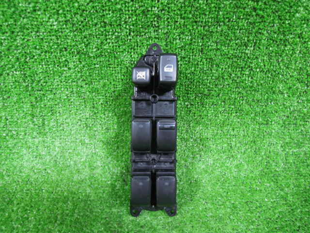 トヨタ アイシス ZGM15G パワーウィンドウスイッチ 中古 84040-44052 20ピン A2086拍卖