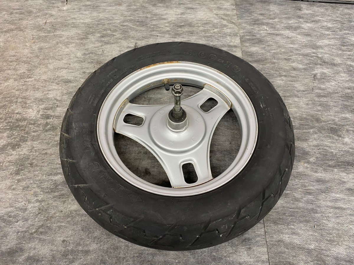スズキ ジェンマクエスト90 CD13A フロントホイール タイヤ シャフト付き J10×1.85 2スト SUZUKI 純正 部品 パーツ拍卖