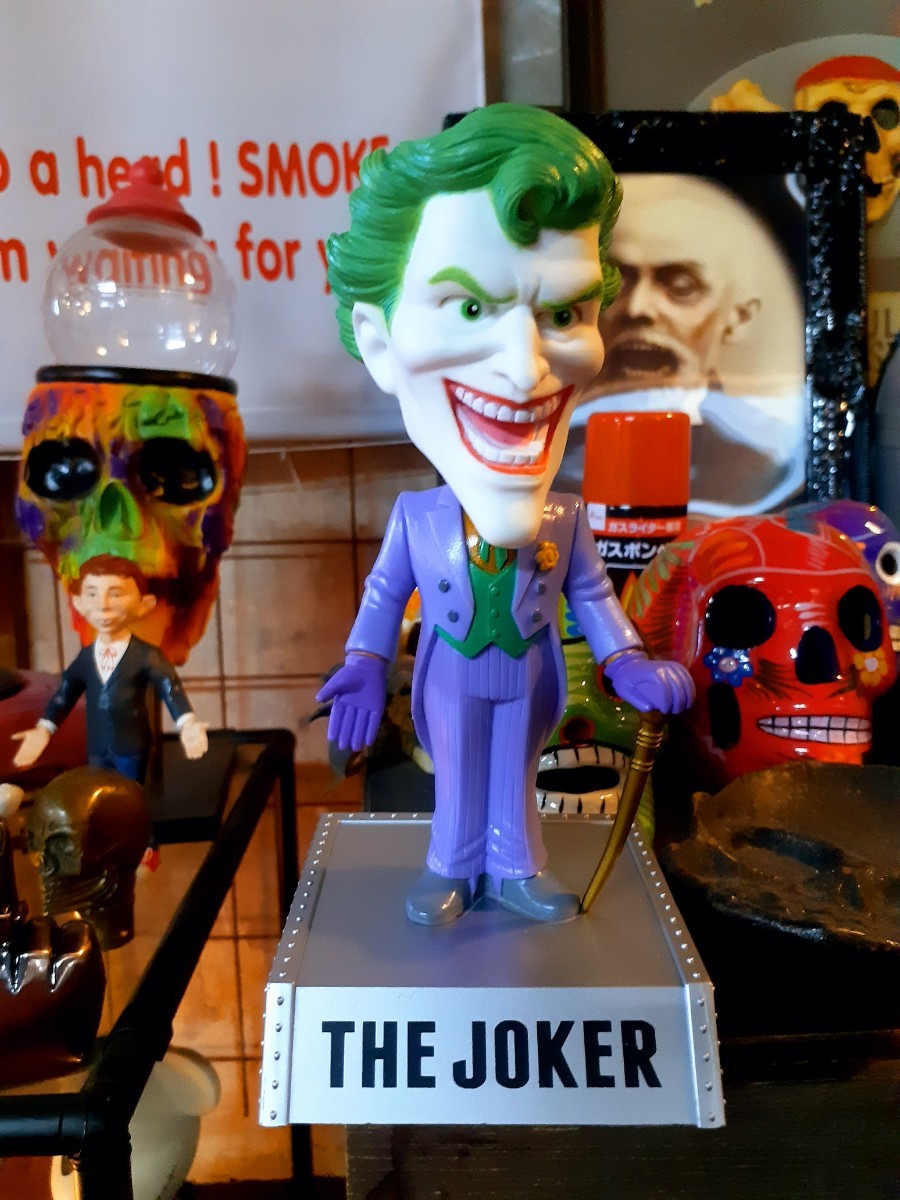 アメリカン雑貨ゴシックホラースタイルFUNKOワッキーワブラーバットマンJOKERボビングヘッド拍卖
