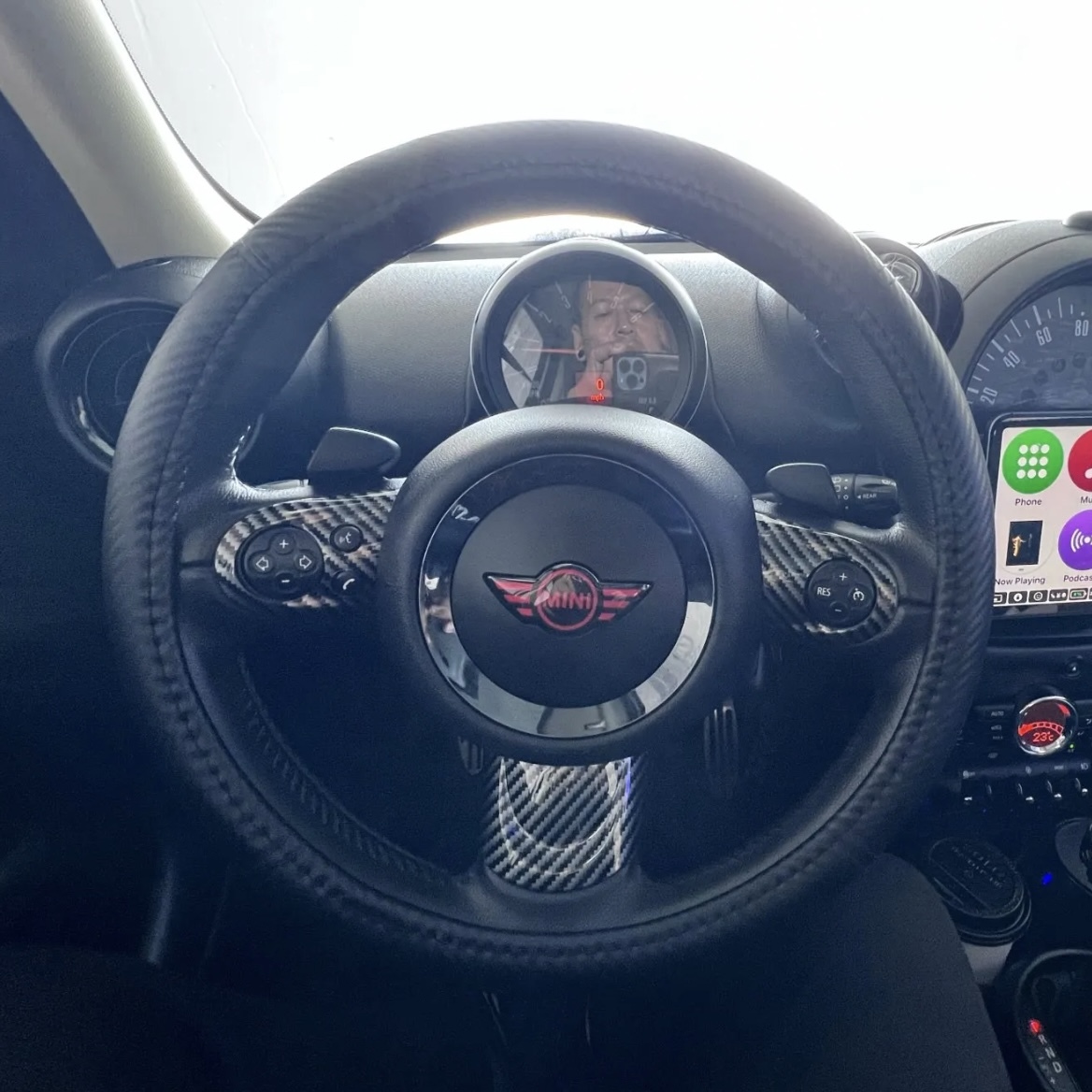 ステアリングホイールステッカー ハンドル ★MINI COOPER★ F55 F56 R55 R60 ミニクーパー ロゴ ブラック&レッド ◇新品送料無料拍卖