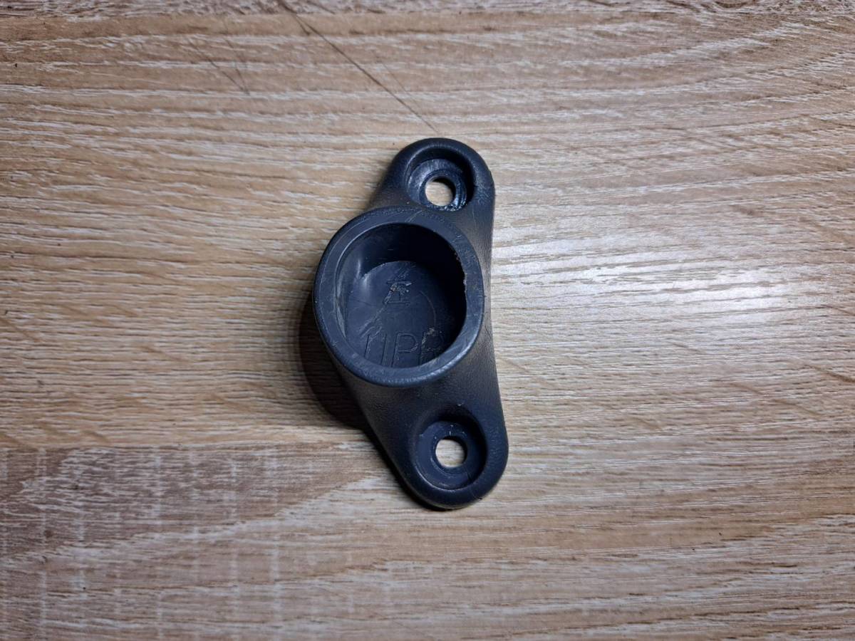 100系 ハイエース レジアスエースバン TRH112V 間仕切り棒固定用 荷室バー ④ 拍卖