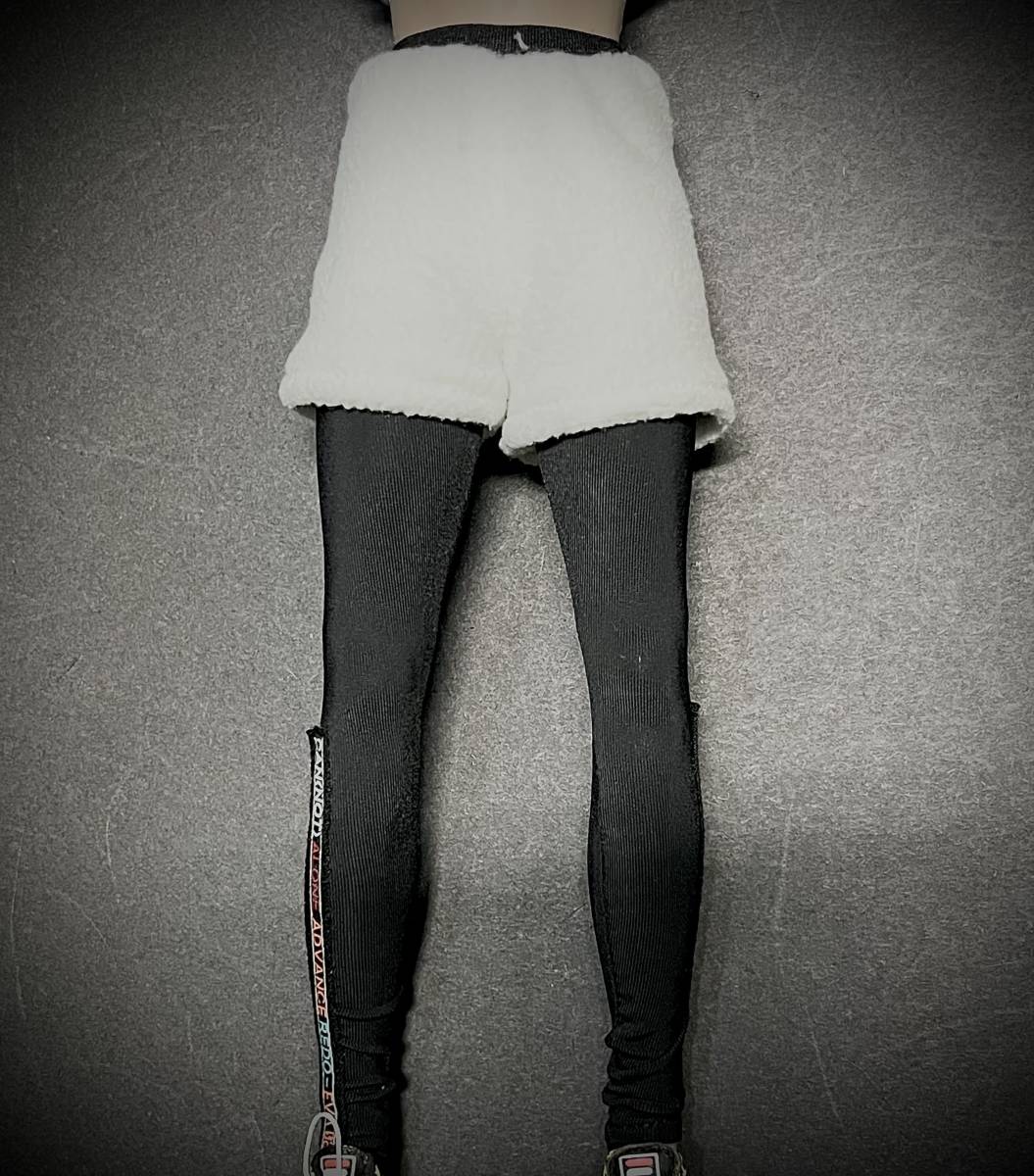 【即決】BOX STUDIOS製 1/6 スケール 模型 女性 フィギュア用 部品 衣装 服 ショートパンツ レギンス 一体型 (未使用拍卖