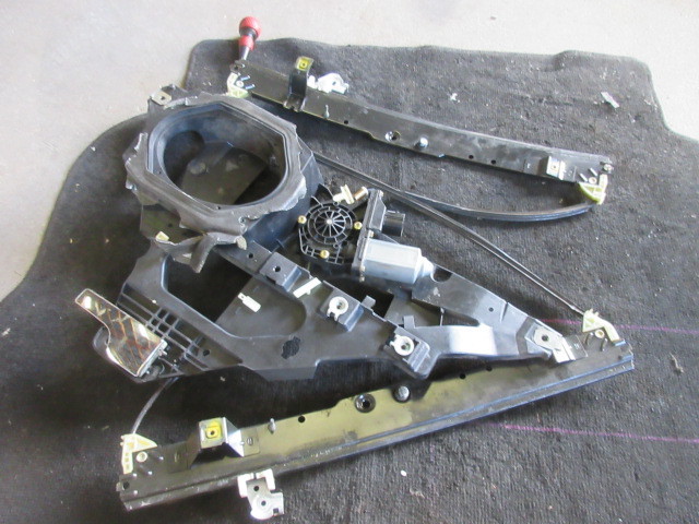 ★⑲R5A7220 リンカーン ナビゲーター 純正左前ドアレギュレーター 修理やストック等に拍卖