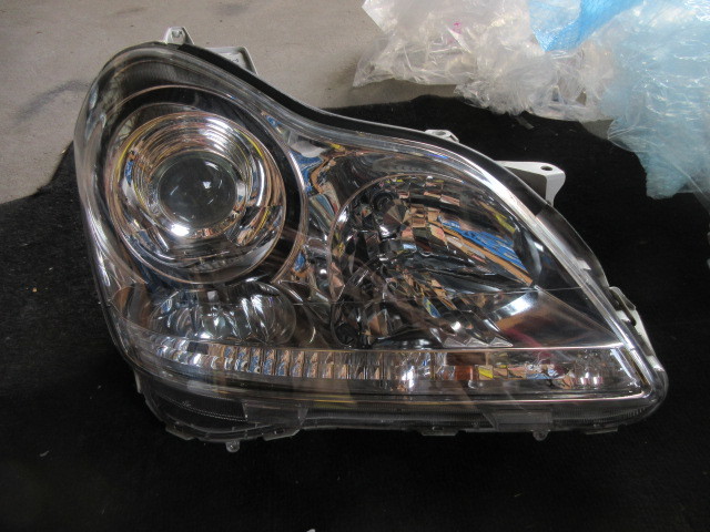 ★22R5 3H4132 UZS186 マジェスタ 純正右ライト スタンレー30-315 修理やストック等に拍卖