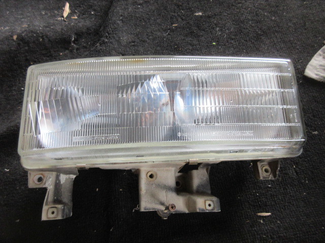 ★23R5 3-49401 FH21HC ミツビシフソウFH 純正右ライト 運転席側 修理やストック等に拍卖