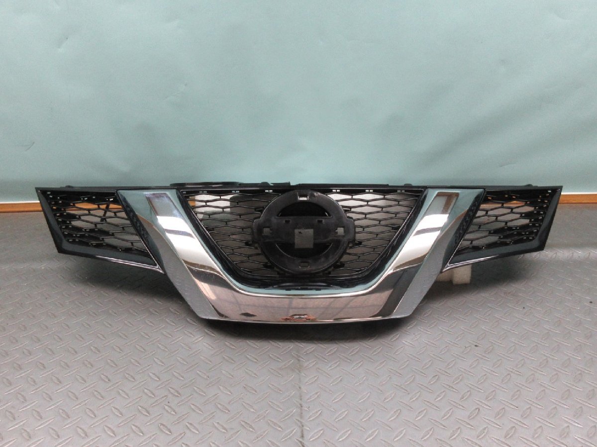 ◆ T32 エクストレイル X-TRAIL 前期 純正 フロントグリル ラジエータグリル 62310-4CE0A/0B拍卖