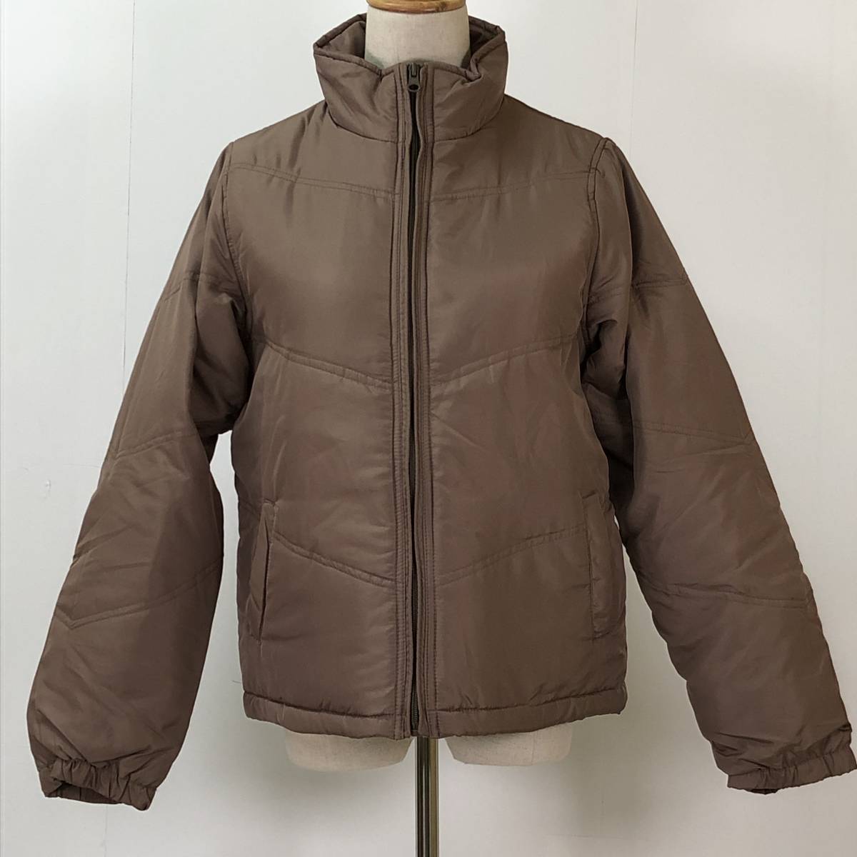 k0803 美品 cinema シネマ ジャンバー アウター フルジップ ポケット ハイネック 冬 薄いブラウン メンズ シンプルデイリーカジュアル拍卖