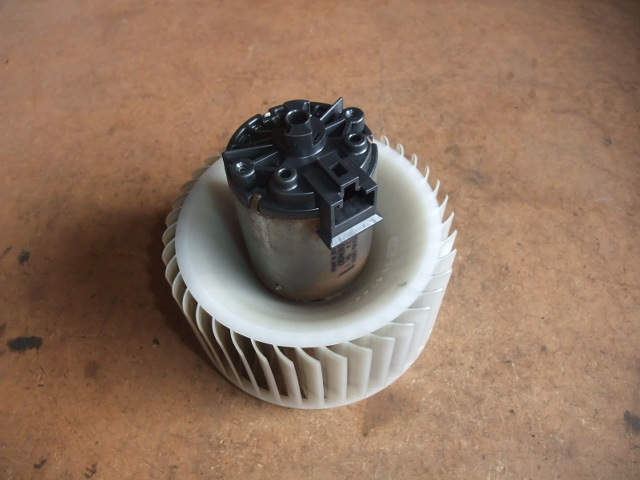 L235S/エッセ/ブロアモーター/ファンモーター/エアコン/ファン拍卖