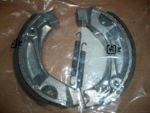 TLM220 リヤ/リア ブレーキシュー ホンダ純正 新品 ★*【水曜・日曜・祝日休み 臨時休業有】拍卖
