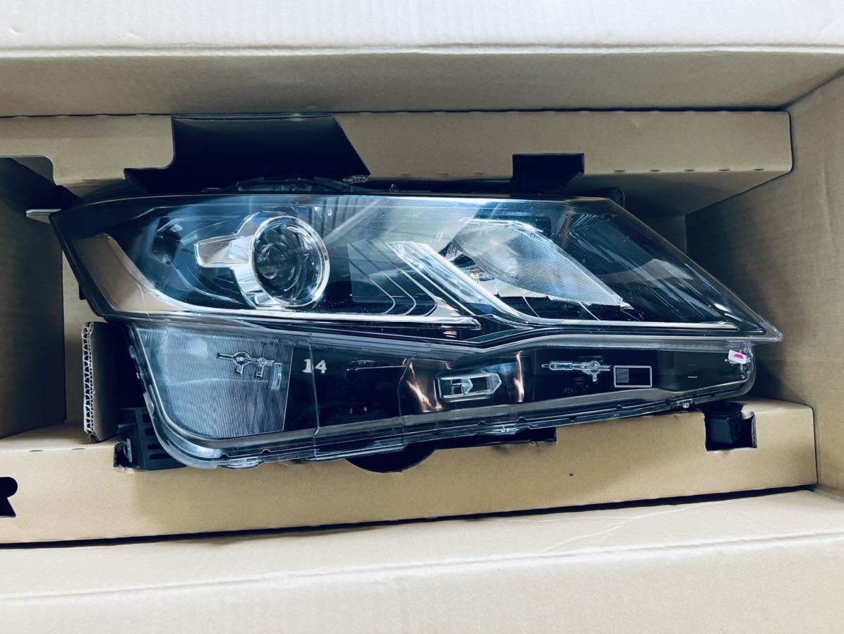 日産 ニッサン セレナ C27 ヘッドライト 右26025-5TF5A拍卖