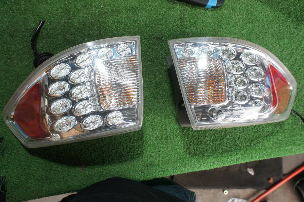 d288 インプレッサ GRF 純正 テールランプ フィニッシャーレンズ 左右セット拍卖