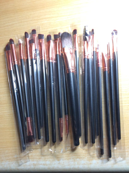 高品質 20本 プロメイクブラシ 化粧筆 メイクアップ アイライン 12 32 絵画 品 ピンクゴールド 23種 格安激安 チーク アイシャドウ ブロウ拍卖