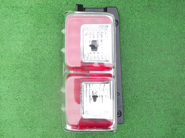 ●微傷,20518L,刻印D★ウェイクLA700S/LA710S左テールライト★ピクシスメガLA700A/LA710A,純正,テールランプ,TOKAIDENSO★Re:P拍卖