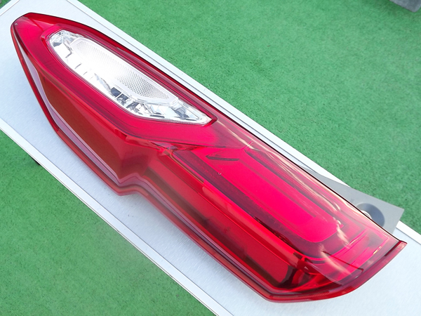 ●良品★N-BOX JF3/JF4左テールライト★エヌボックス,Nボックス,NBOX,純正,テールランプ,ICHIKOH D185,刻印B★Re:P拍卖