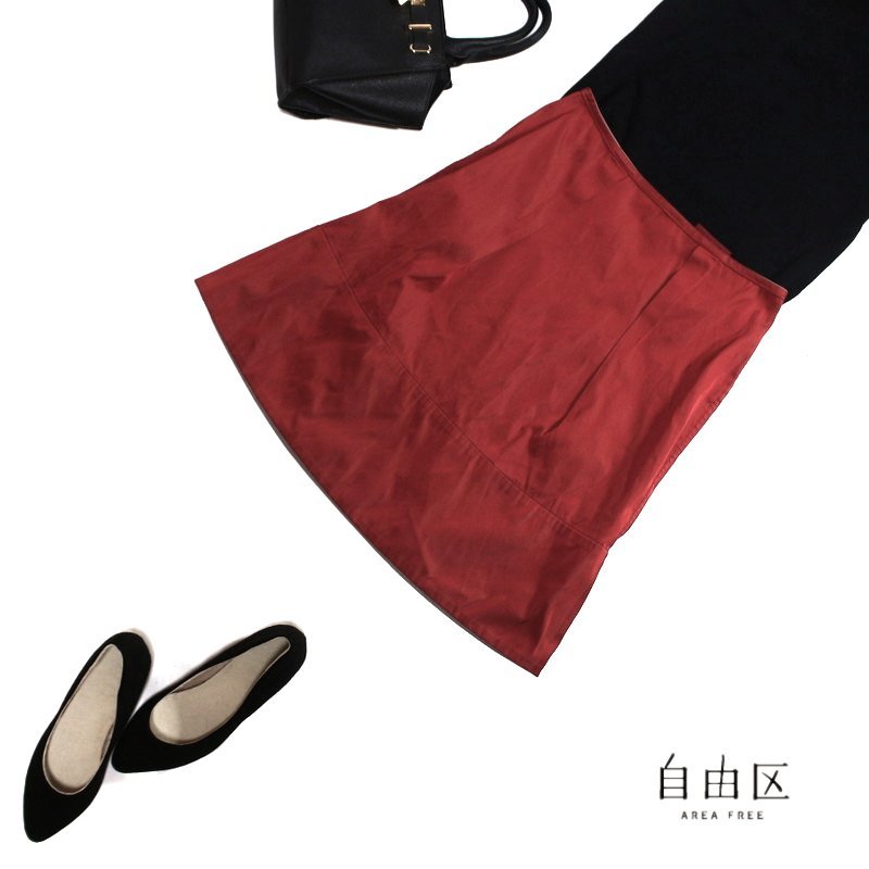 美品 ジユウク 自由区 株)オンワード樫山 2way リバーシブル 大人 綺麗 膝下丈 Aライン スカート 36 S 7号 グレージュ レッド 赤 ナイロン拍卖