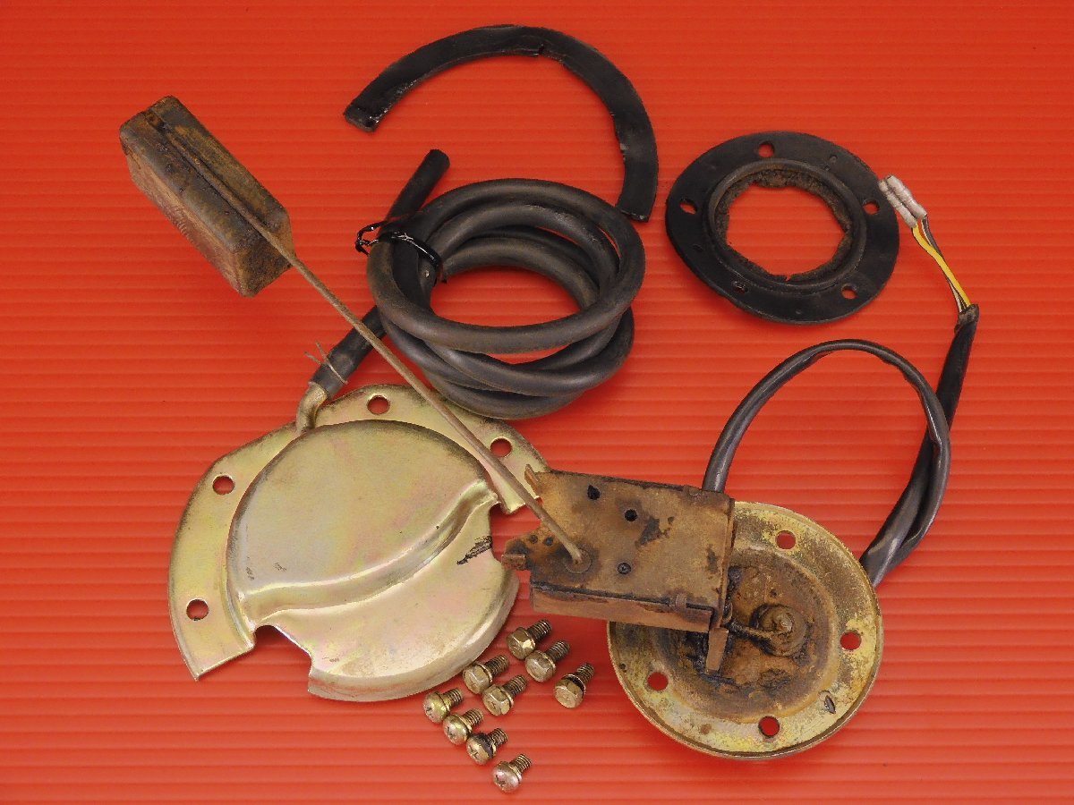 60【評価A】suzuki GS850 GS850G 逆車 当時物 純正 フューエル 燃料 レベル センサー ゲージ GS750 GS750G GS750E GS1000拍卖