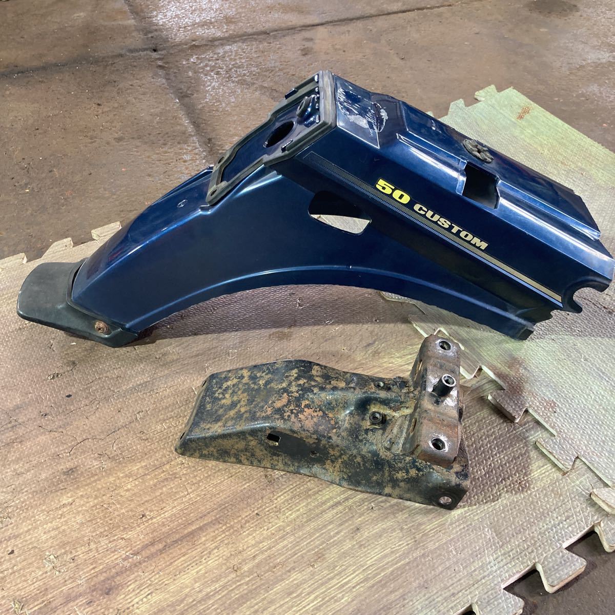 C50 スーパーカブ50 リアフェンダー拍卖