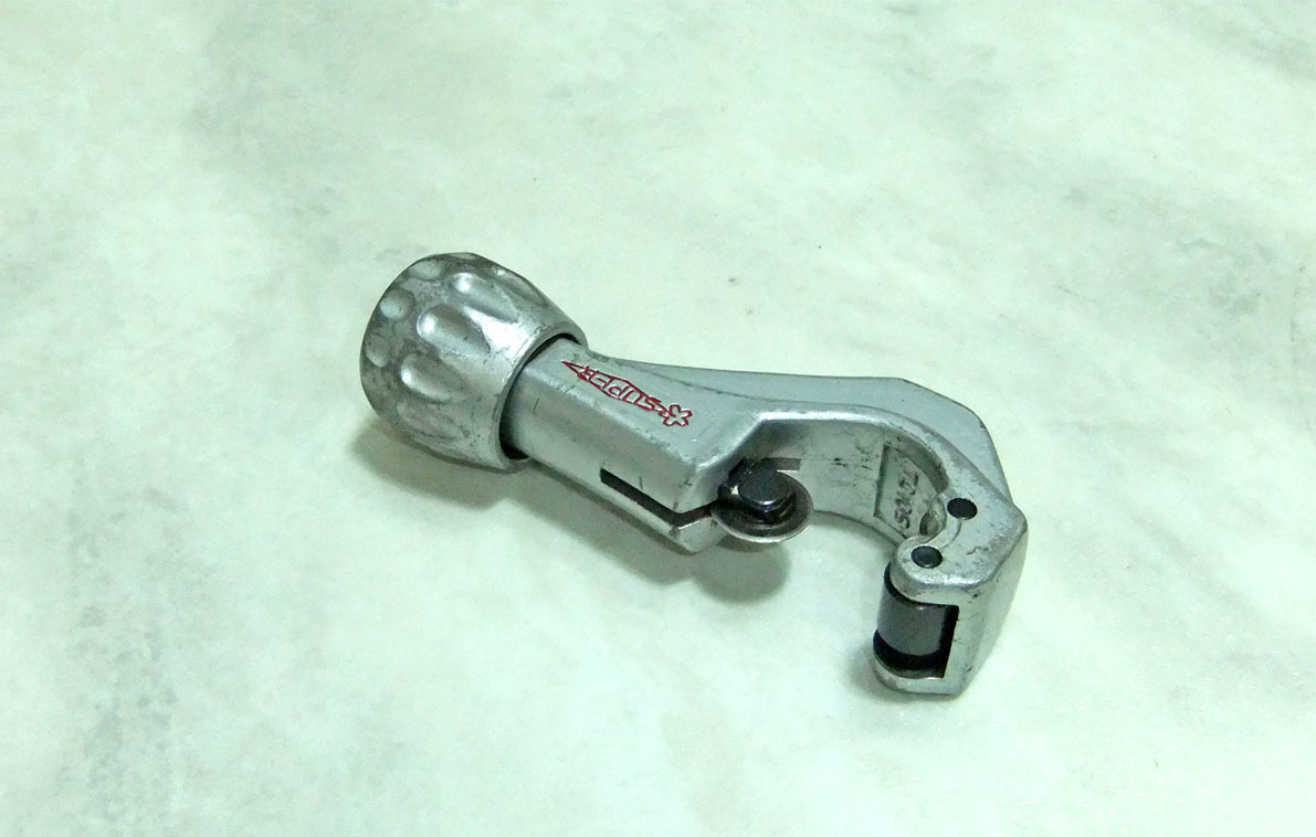 おすすめ商品◎SUPER CAP.3-32 スーパーツールパイプカッターチューブカッター【動作 確認済】 中古品拍卖