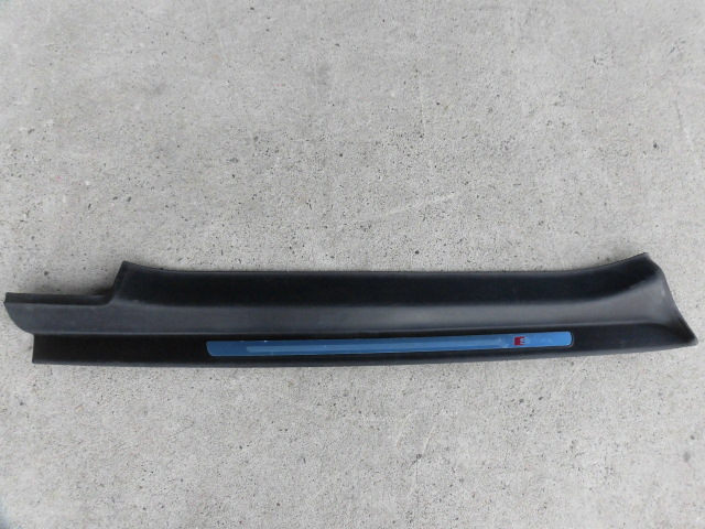 アウディ TT 8J スカッフプレート 左 8J0853491G Y997拍卖