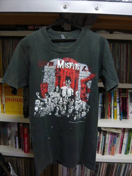 海外購入珍品 MISFITS Tシャツ ミッキーマウス ミスフィッツ バンドpunkパンクHARDCOREハードコアHC/ZORLAC PUSHEAD buttstain powell拍卖
