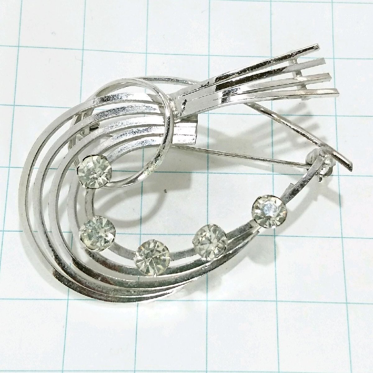 送料無料)ビンテージ☆クリアラインストーン☆アンティークブローチ A18295拍卖