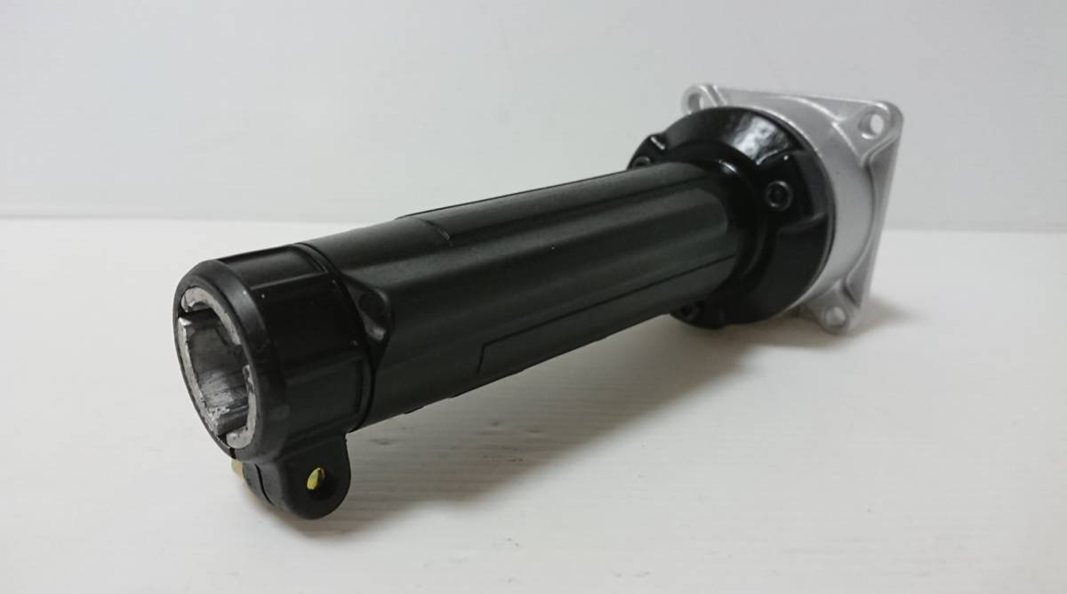 ゼノア 草払い機 (機種品番不明)グリップ付 クラッチカバー 草払い機 予備部品 修理 パーツ部品 手持ちの草払い機の確認 NO、28拍卖