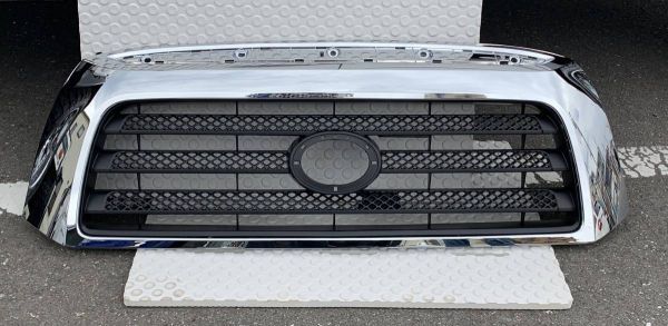 新品 業販OK 07-13 トヨタ タンドラ フロントグリル拍卖