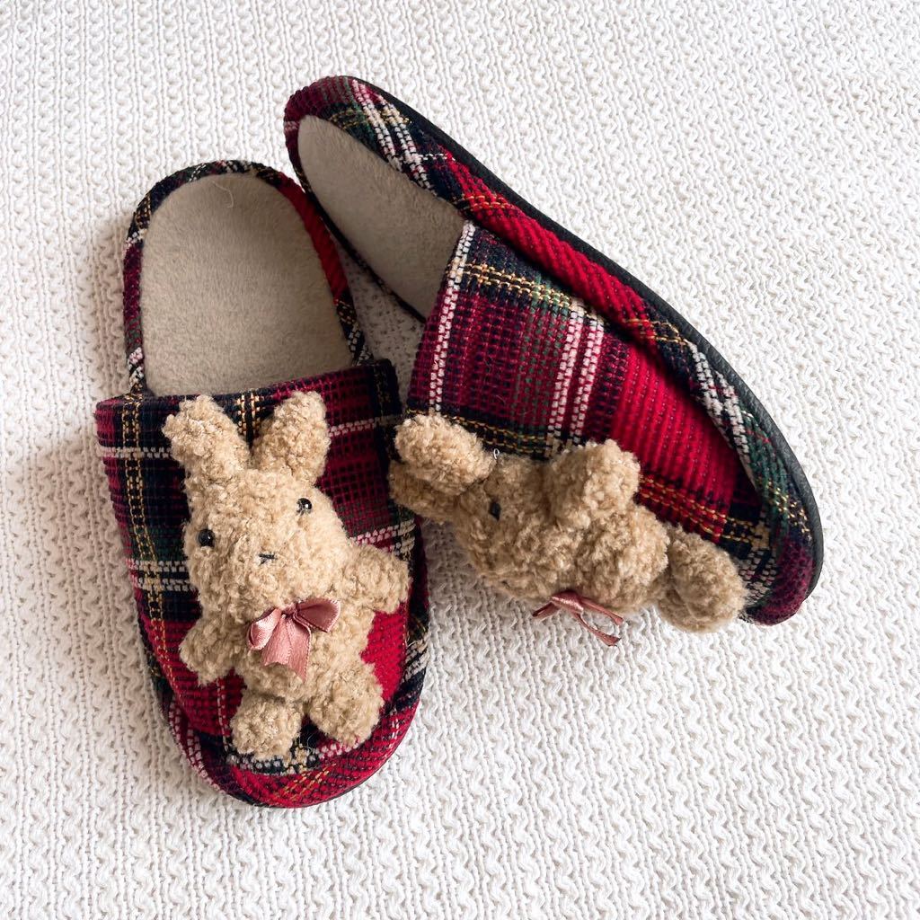 レア昭和レトロぬいぐるみ希少価値スリッパ タータンチェック赤レッド昔懐かしい クマ熊くま黒ブラック大人ルームシューズ年代物レディース拍卖