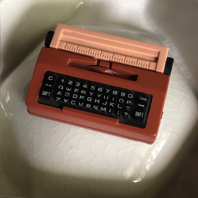 希少オブジェ ライター(作家)の為のライター^ ^○タイプライター型ミニサイズ ヴェネツィア購入 未使用 美品 レア 拍卖