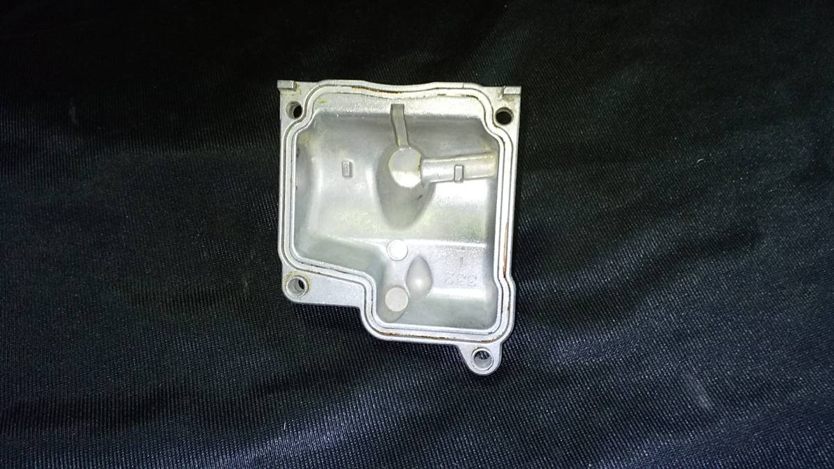 ホンダ純正 NC27 CB-1 キャブレターフロートチャンバー4番用1個 拍卖