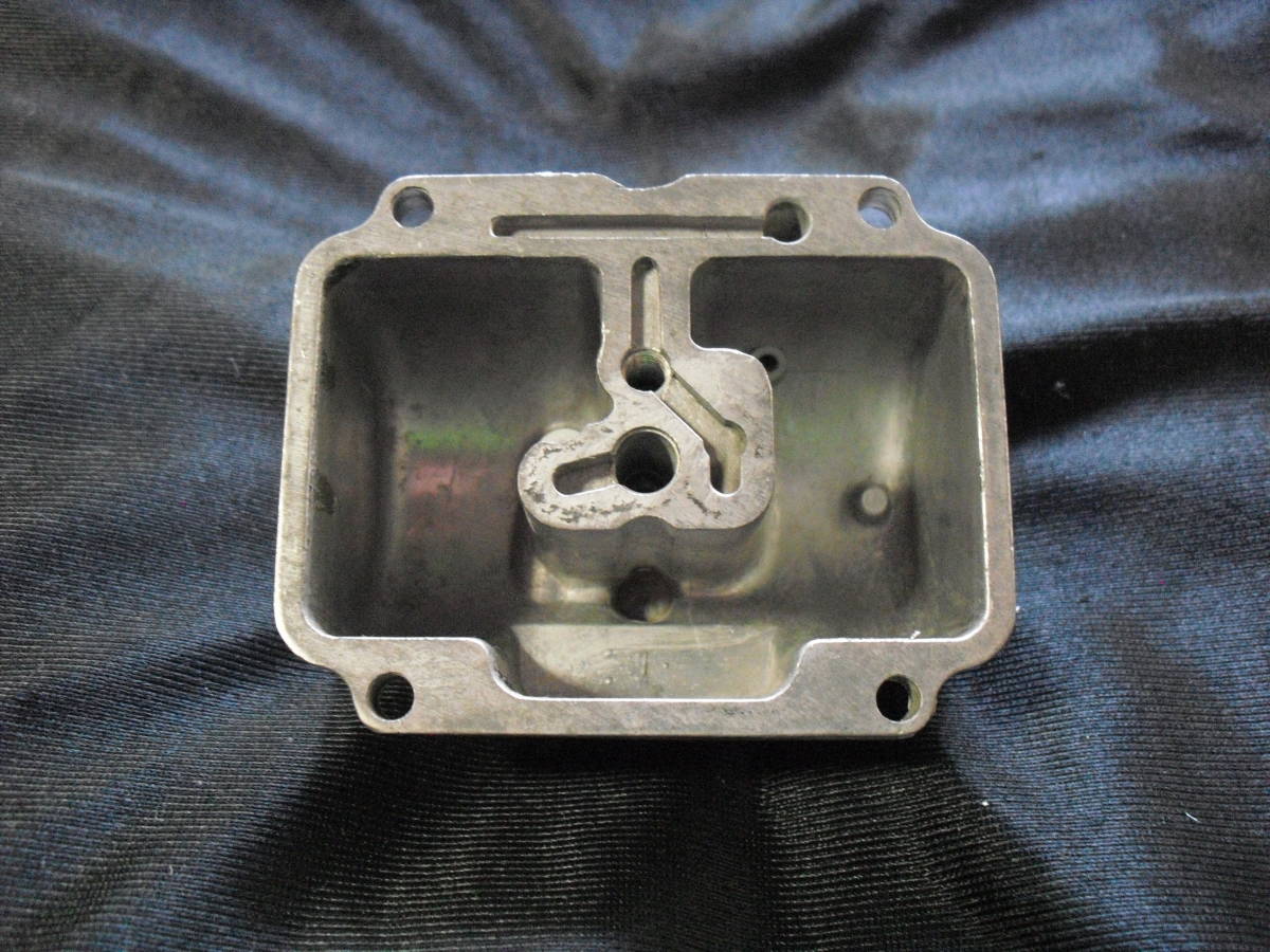 ヤマハ純正 GX250 キャブレターフロートチャンバー1個 (検索用GX400)拍卖