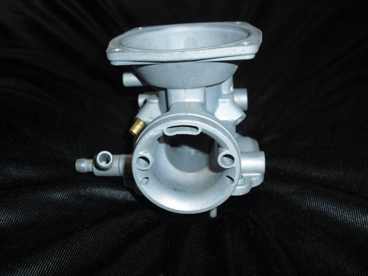 スズキ純正 GS400 キャブレター ボディ 右側拍卖